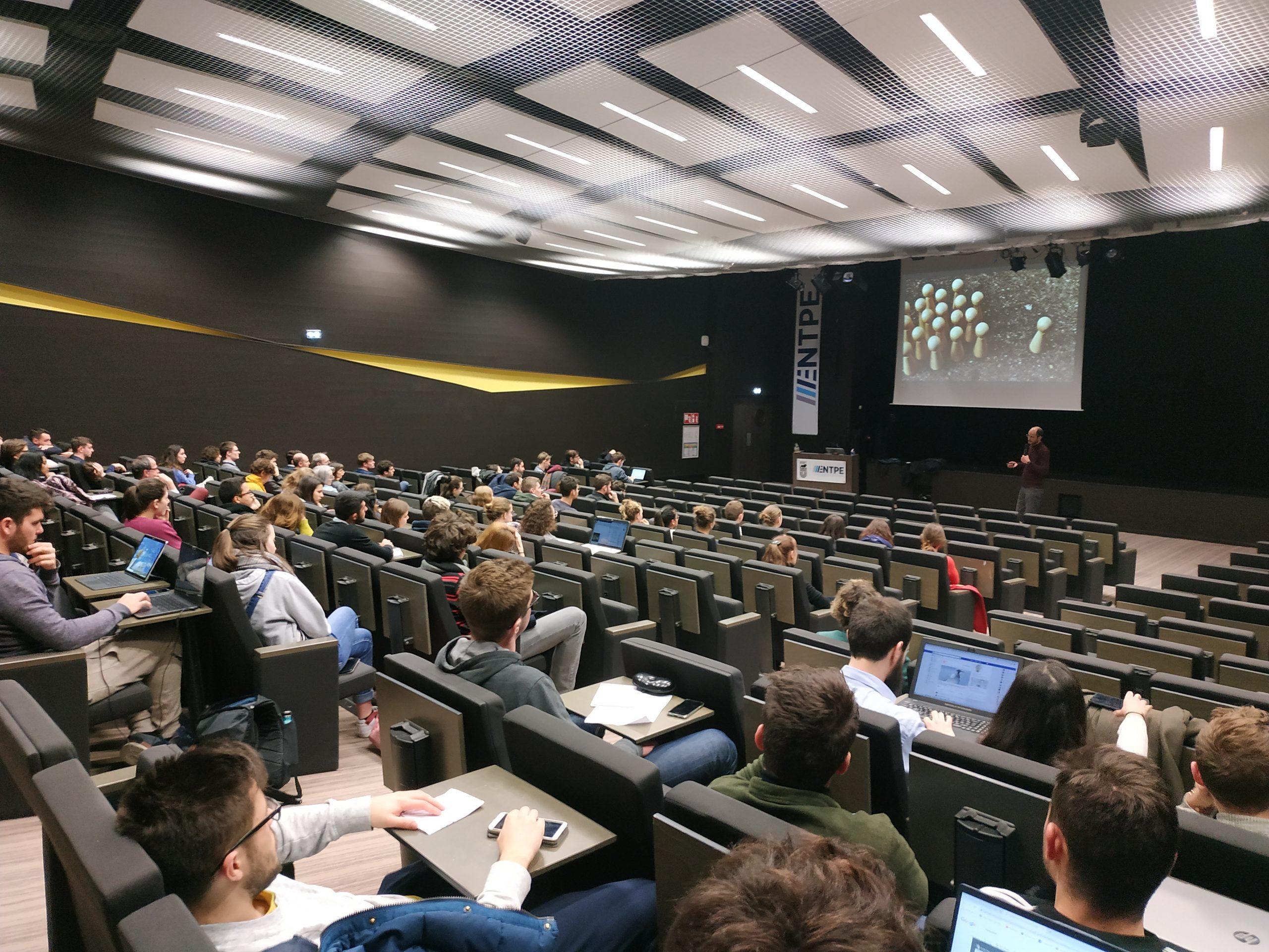 conférence prise de parole